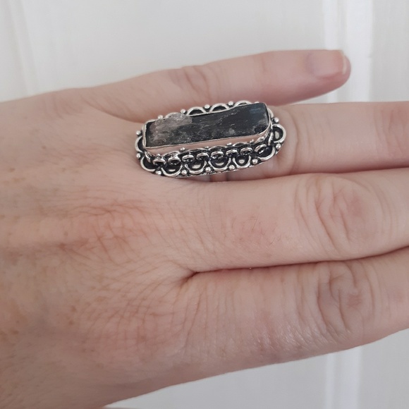 New Kyanite 925 Silver Ring. - Picture 5 of 8